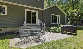 25 Revolutionary Rd, Acton, MA 01720