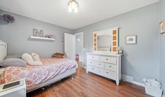 2943 Lee Marie Dr, Adrian, MI 49221