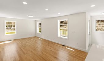 28 Pebble Ct 14, Barrington, NH 03825