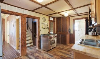674 E Bay Ave, Barnegat, NJ 08005