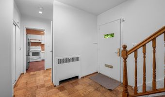 6003 LAKEHURST Dr #5, Baltimore, MD 21210