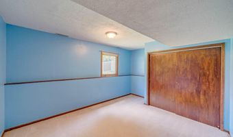 1008 Mesa Verde Pl, Ames, IA 50014