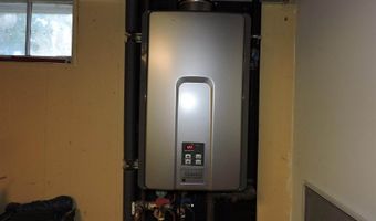 82 Townsend Rd, Augusta, ME 04330