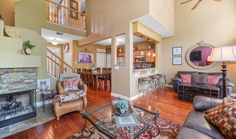 6 Waverly Ct, Algonquin, IL 60102