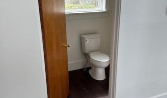 331 W HIGH St, Elizabethtown, PA 17022