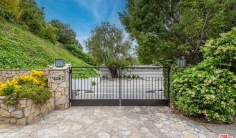1270 Benedict Canyon Dr, Beverly Hills, CA 90210