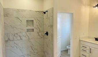 139 Hunter Ridge Dr, Boiling Springs, SC 29316