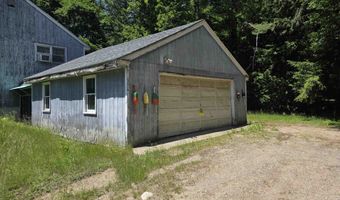 166 Bog Rd, Campton, NH 03223