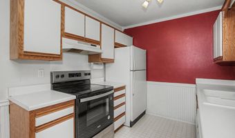 3905 Ontario St, Ames, IA 50014