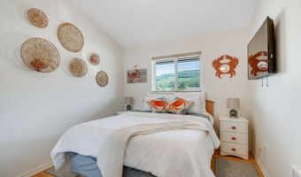 137 S PACIFIC St 13, Rockaway Beach, OR 97136