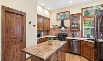 175 Hanaford Rd, Blanchard, ID 83804