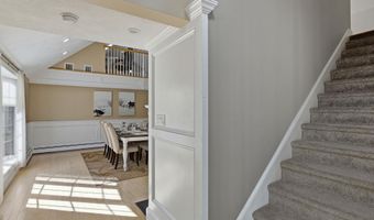 276 N Amherst Rd, Bedford, NH 03110