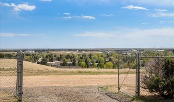 826 SKYLINE Dr, Cheyenne, WY 82009