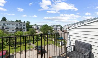 1876 Lindsay Ln, Ann Arbor, MI 48104
