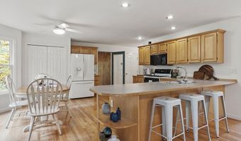 26 Overlook Dr, Acton, MA 01720