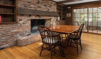 58 Sycamore Dr, East Greenwich, RI 02818