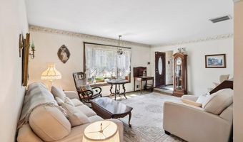 620 Pacific Ave, Beachwood, NJ 08722