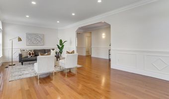 1615 S OAKLAND St, Arlington, VA 22204