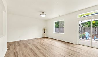 88055 LLAMA Ln, Veneta, OR 97487
