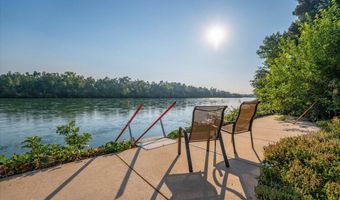 3301 Riverside Dr, Anderson, CA 96007