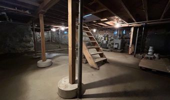 75 Northport Ave, Belfast, ME 04915