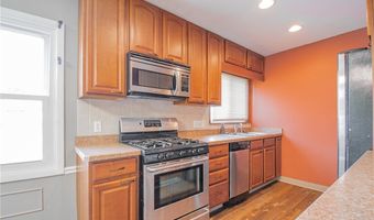 1182 Sarlson Ave, Akron, OH 44314