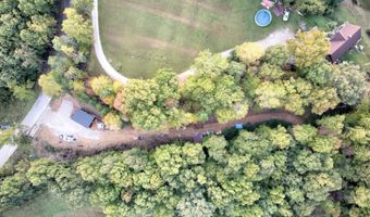 576 Pine Grove Rd, Beattyville, KY 41311