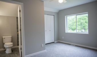 550 W Center St, Adams, WI 53910