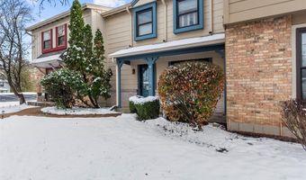 13338 Hiddendale Ln, Ballwin, MO 63021