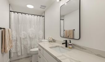 6482 Crown Cres, Ammon, ID 83406