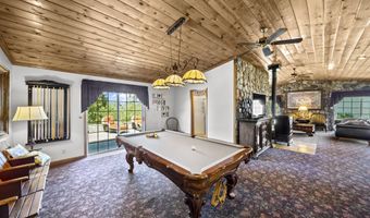 17832 Windsor Ln, Anderson, CA 96007