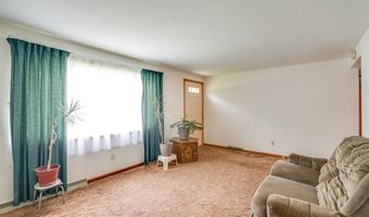 12222 Cenfield St NE, Alliance, OH 44601