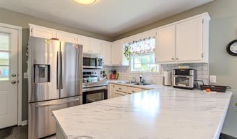 214 EDGEWOOD, Adamsville, TN 38310