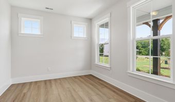 325 Oak Meadow Ln, Angier, NC 27501