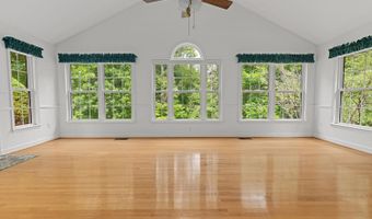 53 Woodlake Cir, Altavista, VA 24517
