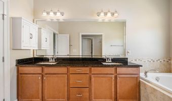 124 Restonwood Dr, Apex, NC 27539
