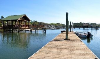 42 Bostick Cir, Beaufort, SC 29902