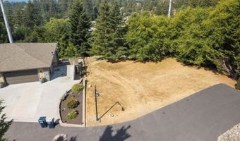 7774 Zoe Dr, Brookings, OR 97415