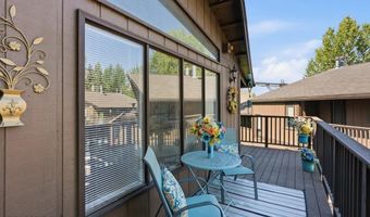 7207 Foxridge Cir #D-4, Anchorage, AK 99518