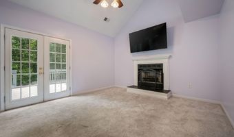 18 ARDSLEY Cir, Dover, DE 19904