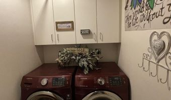 22 E Rich Ln, Blackfoot, ID 83221