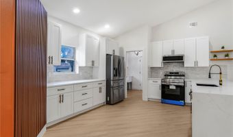 2286 LAKE FRANCIS Dr, Apopka, FL 32712