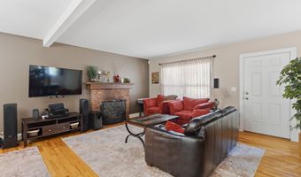 48 Case Rd, Burlington, CT 06013