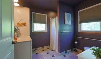 70 Cedar Tree Dr, Alloway, NJ 07422