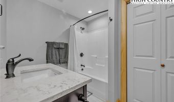 196 Whispering Streams Dr 2, Fleetwood, NC 28626