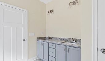1677 Reservation Rd, Aberdeen, NC 28315