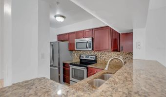 241 AFTON Sq 308, Altamonte Springs, FL 32714