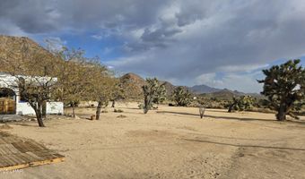 11658 Sherry Rd, Yucca, AZ 86438