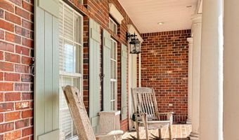 600 Techeview Dr, Berwick, LA 70342