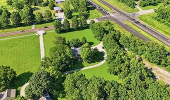 13901 Leavenworth Rd, Basehor, KS 66007